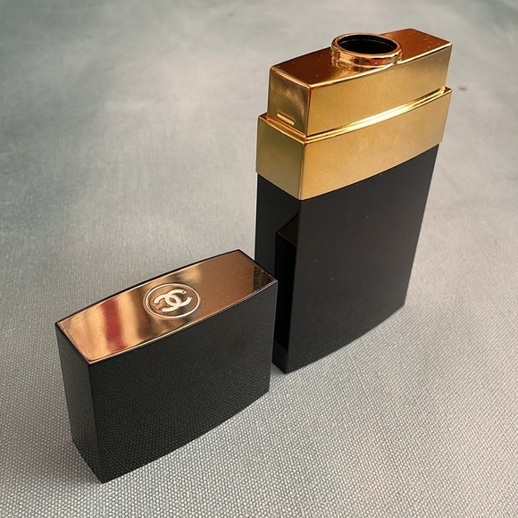 Authentic Chanel No. 5 Eau de Parfum 1.7 oz. Empty Refillable Case - Picture 1 of 8